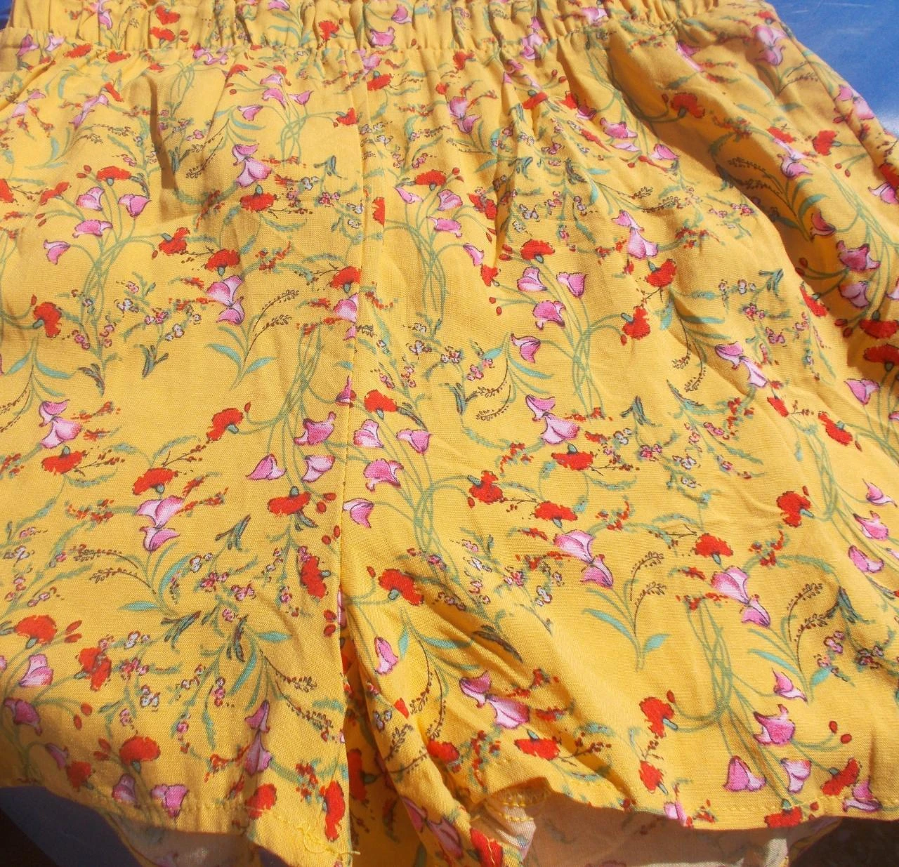 Very pretty yellow floral romper, never worn, tag with price, – photo 4